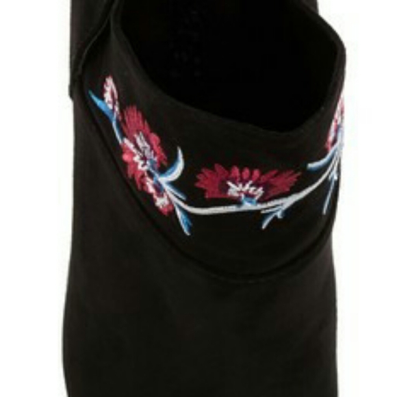 Carlos by Carlos Santana Talana Booties - Picture 3 of 5